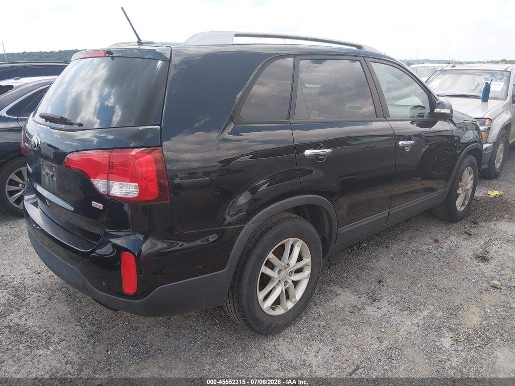 5XYKT3A67FG659295 2015 KIA SORENTO photo no. 4