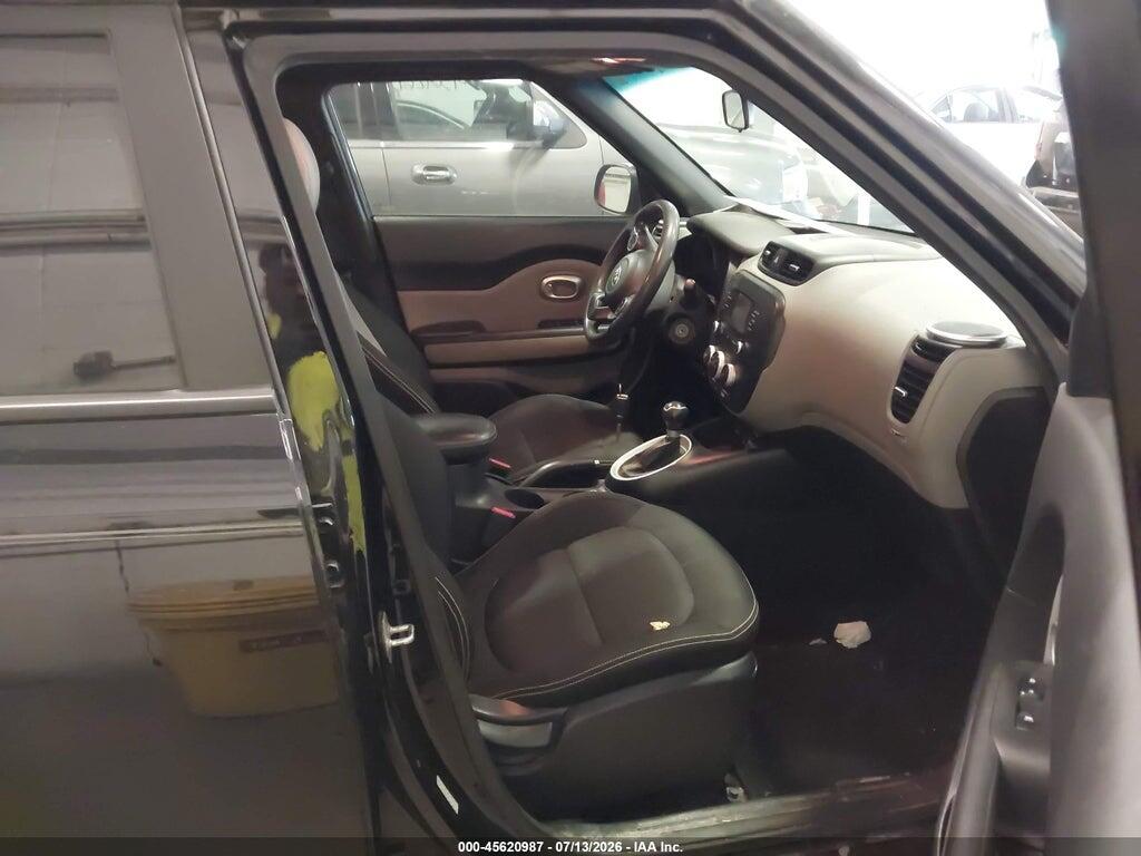 KNDJP3A50F7228897 2015 KIA SOUL photo no. 5