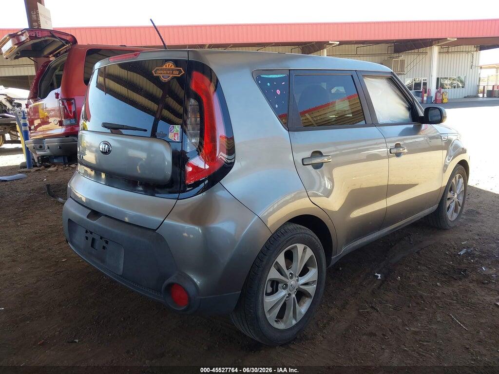 KNDJP3A53F7184572 2015 KIA SOUL photo no. 4
