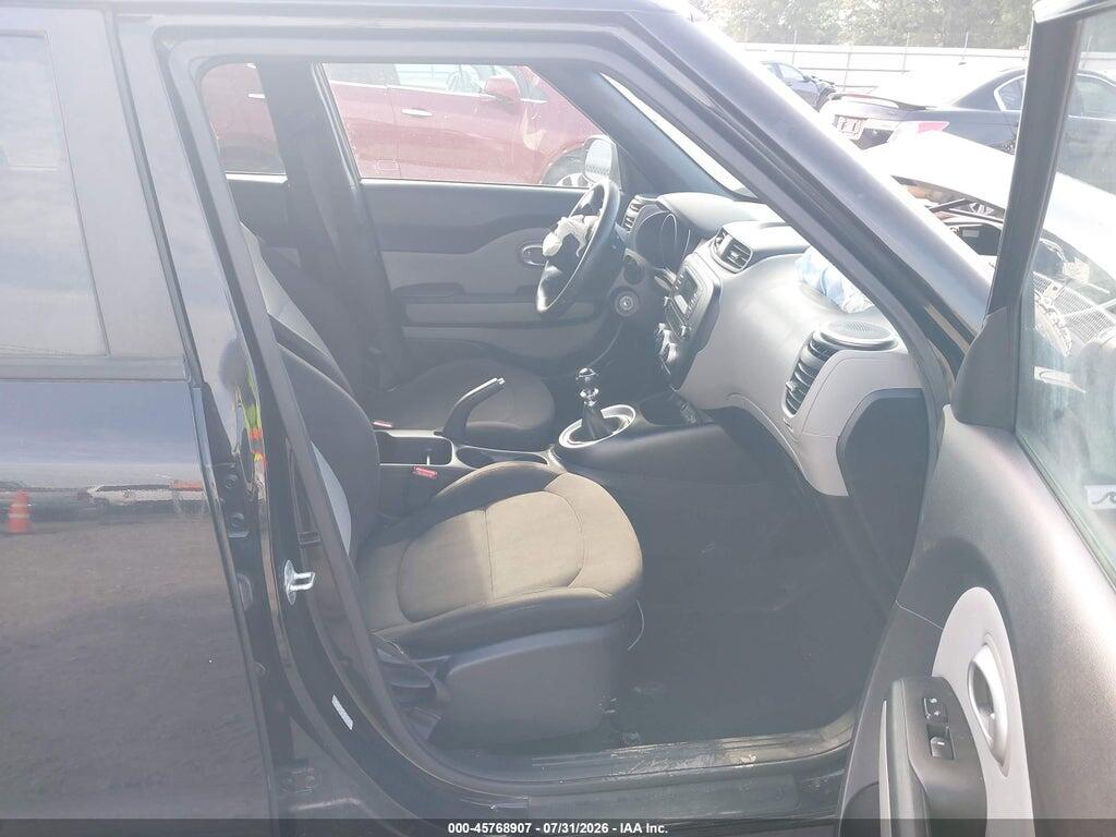 KNDJN2A26F7223290 2015 KIA SOUL photo no. 5