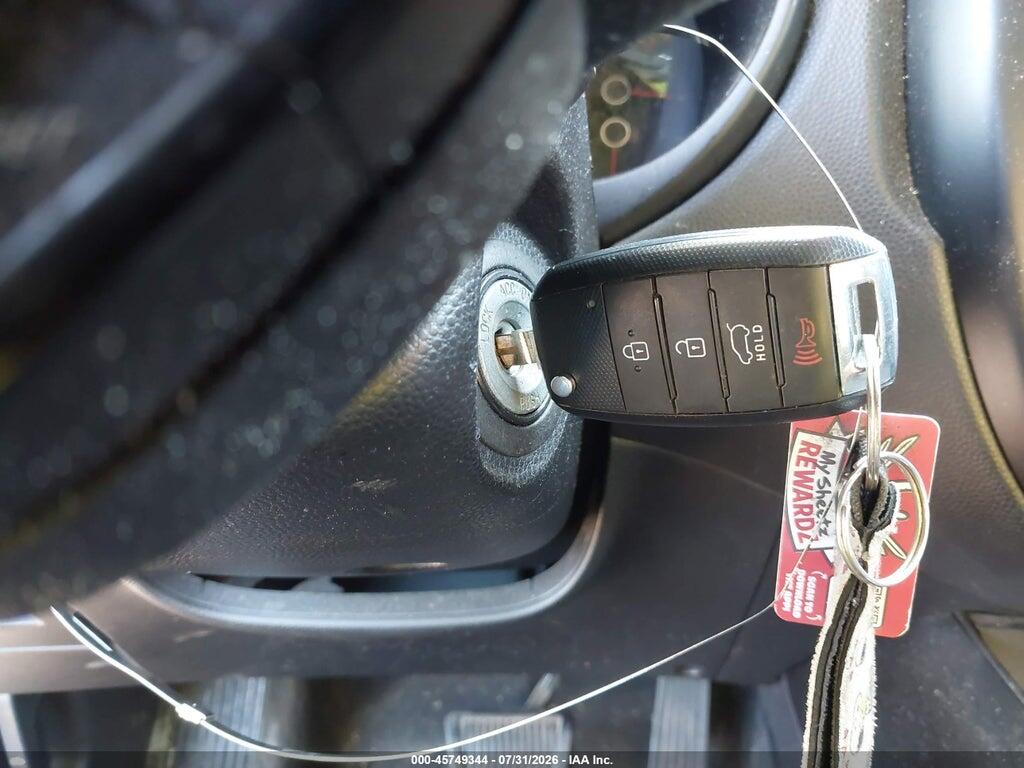 KNDJN2A28F7124826 2015 KIA SOUL photo no. 11