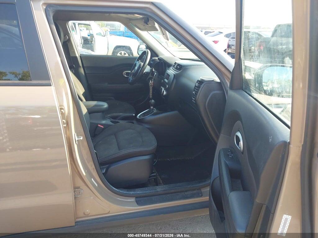 KNDJN2A28F7124826 2015 KIA SOUL photo no. 5