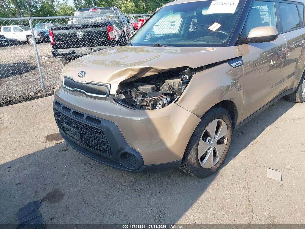 KNDJN2A28F7124826 2015 KIA SOUL photo no. 6