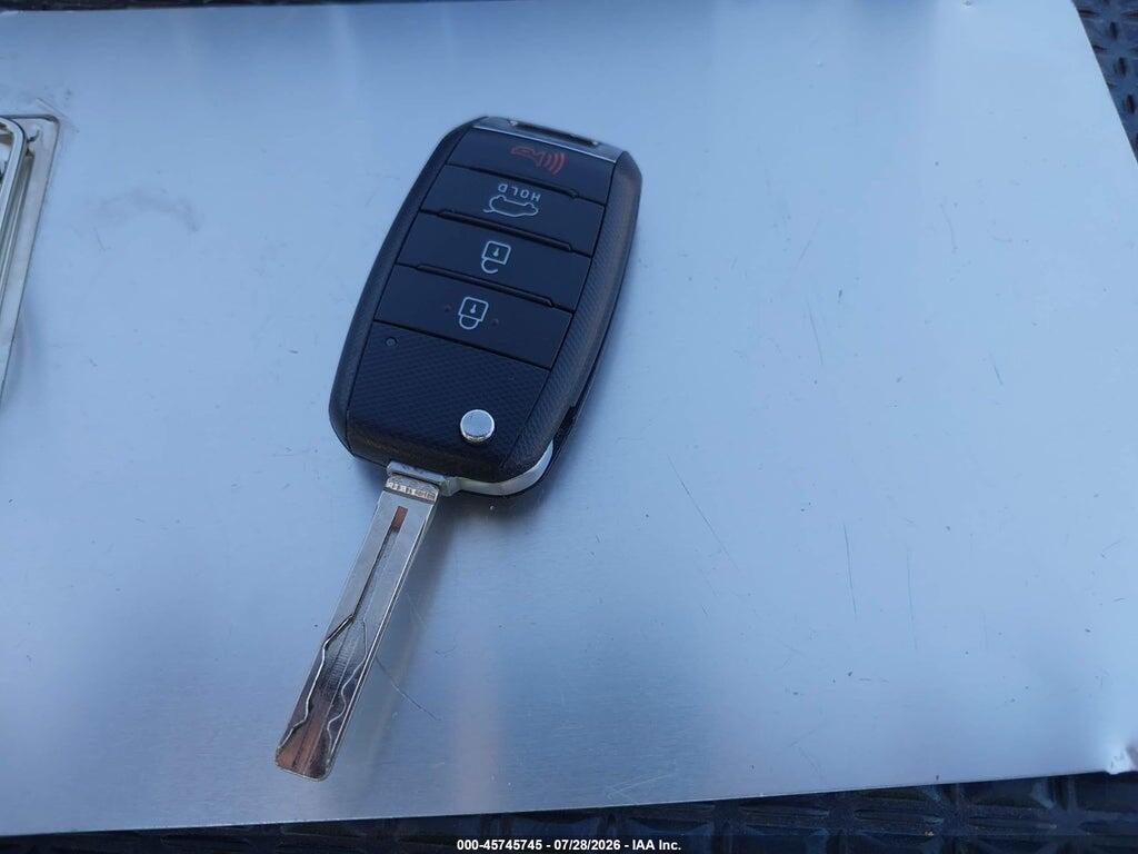 KNDJP3A51F7781896 2015 KIA SOUL photo no. 11