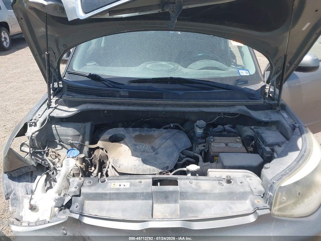 KNDJN2A29F7217371 2015 KIA SOUL photo no. 10