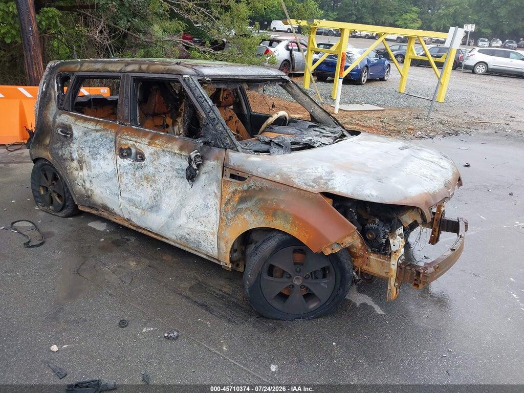KNDJN2A28F7767497 2015 KIA SOUL photo no. 1