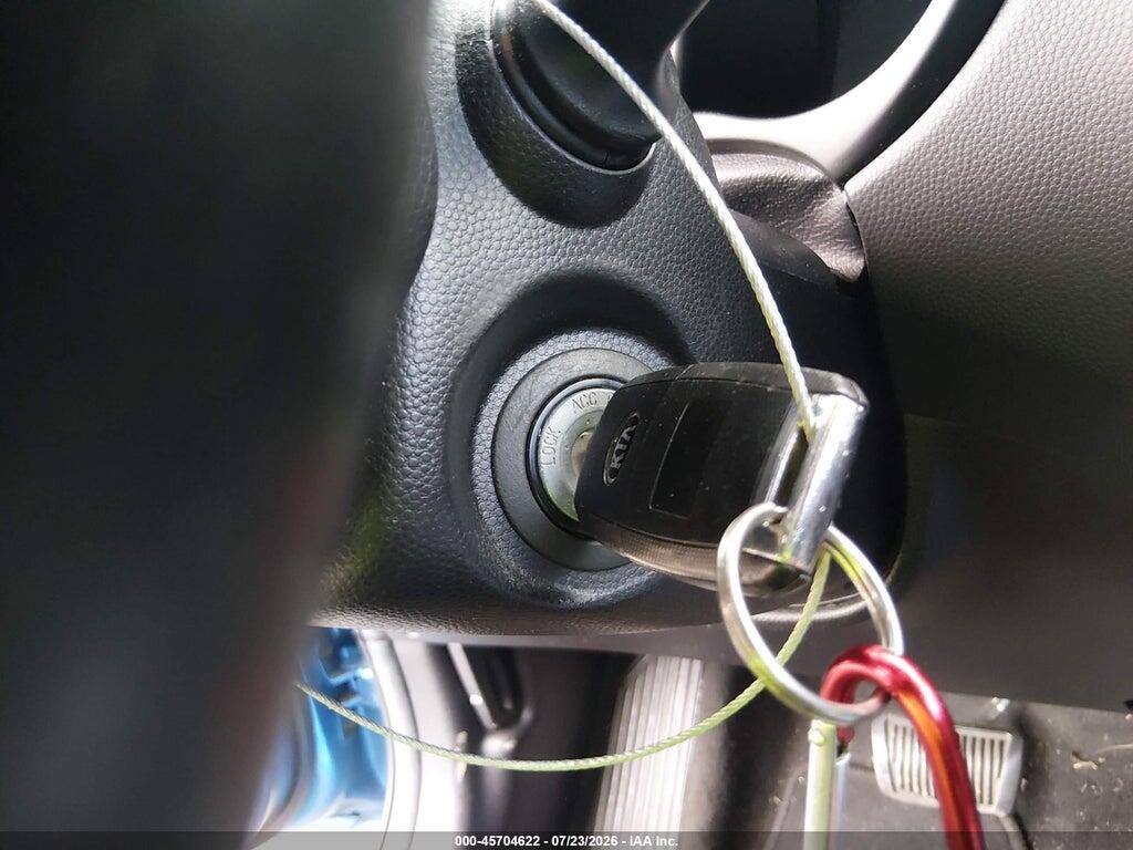 KNDJP3A52F7217917 2015 KIA SOUL photo no. 11