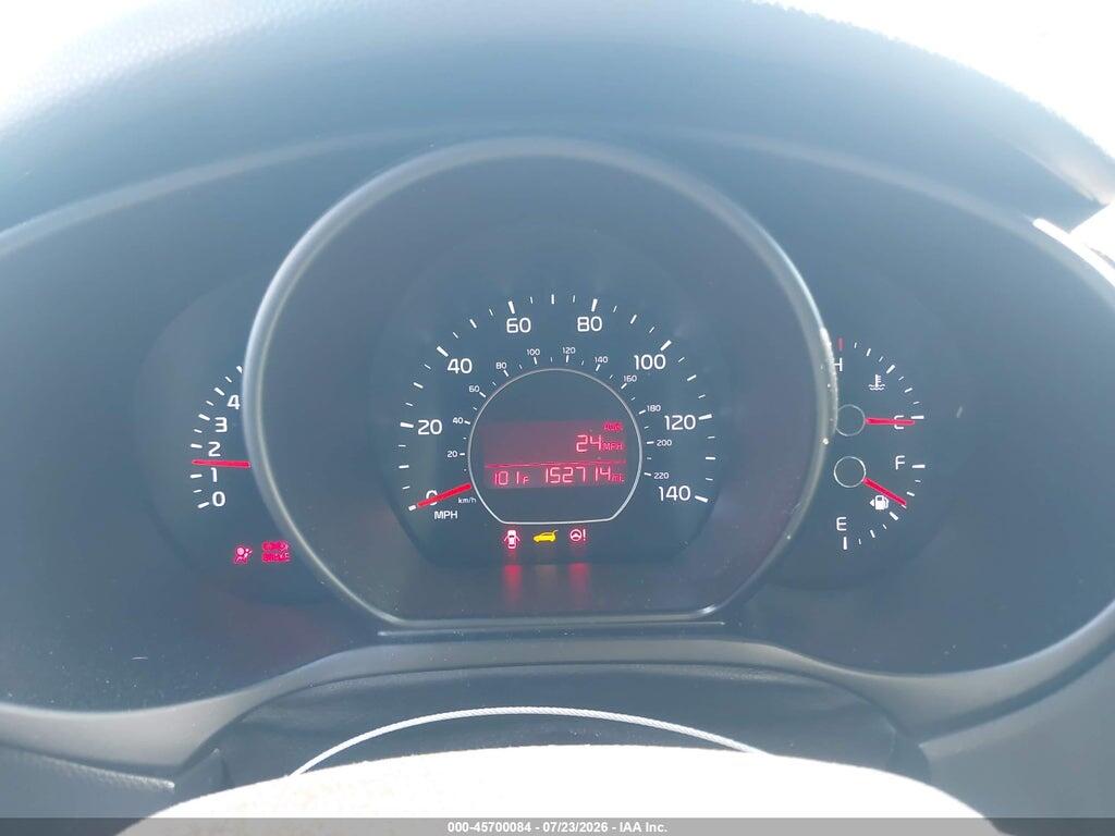 KNDJN2A25F7223880 2015 KIA SOUL photo no. 7