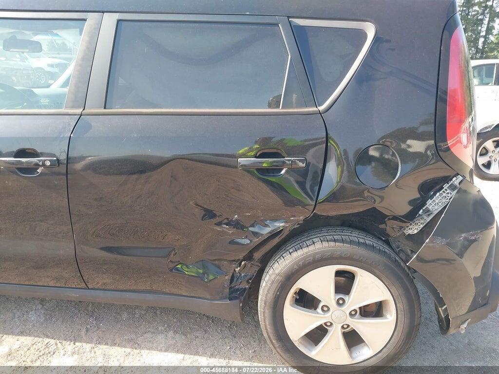 KNDJN2A23F7768010 2015 KIA SOUL photo no. 6