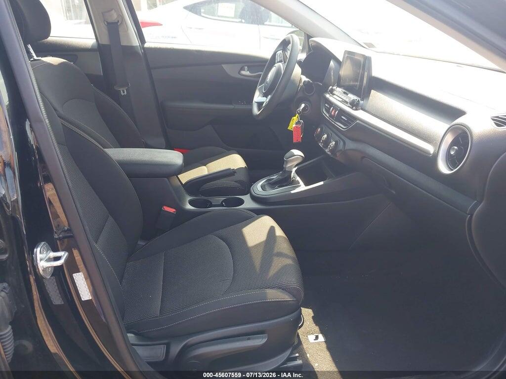 3KPF24AD2LE224928 2020 KIA FORTE photo no. 5