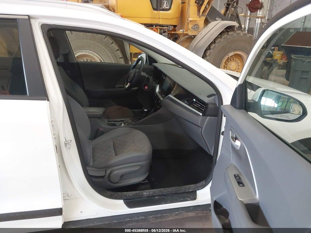 KNDCB3LC9L5422774 2020 KIA NIRO photo no. 5