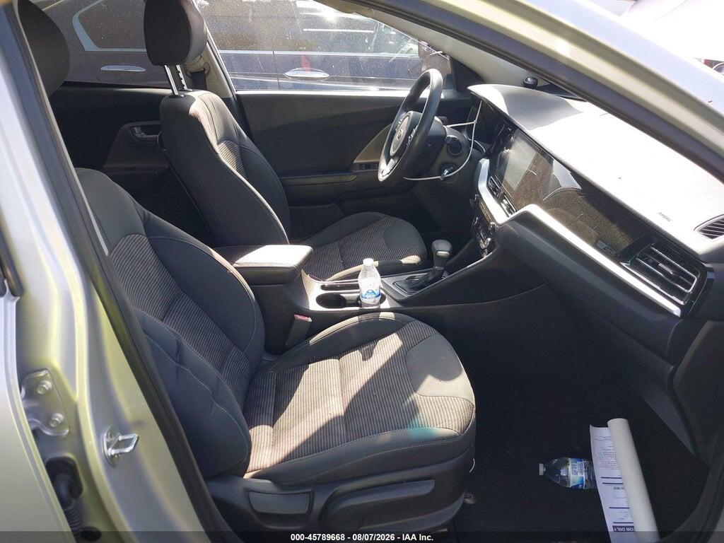 KNDCB3LC0L5395092 2020 KIA NIRO photo no. 5