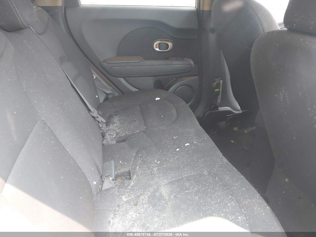 KNDJN2A26F7125084 2015 KIA SOUL photo no. 8