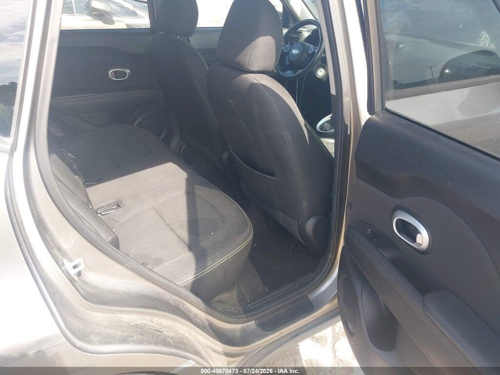 KNDJP3A51F7122684 2015 KIA SOUL photo no. 8
