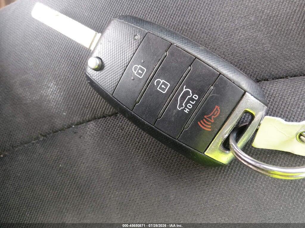 KNDJN2A26F7777123 2015 KIA SOUL photo no. 11