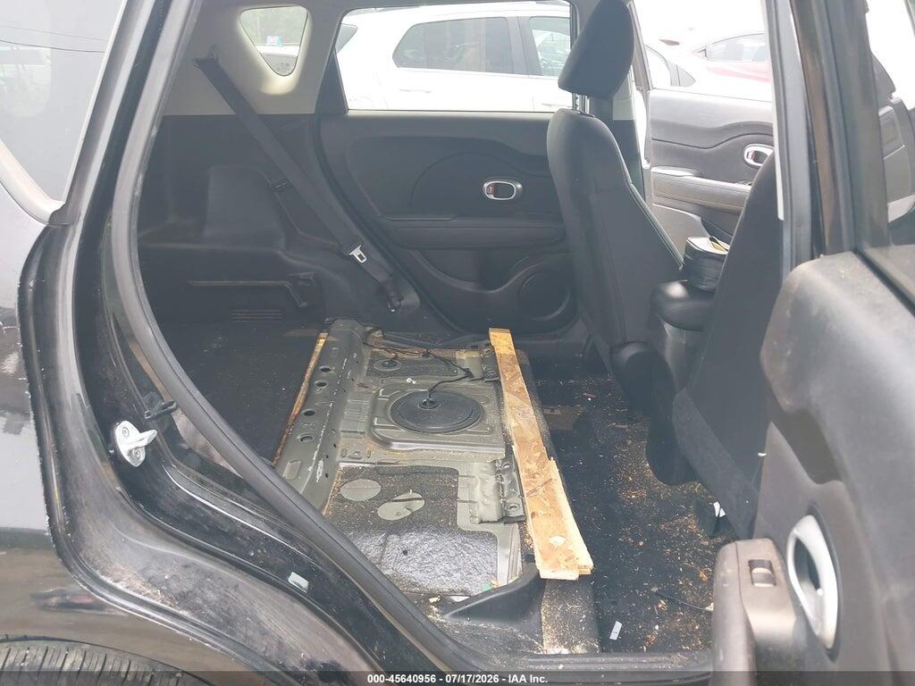 KNDJN2A26F7145562 2015 KIA SOUL photo no. 8