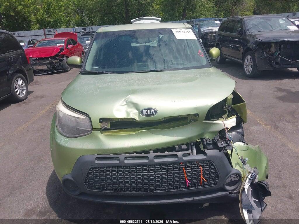 KNDJN2A25F7762046 2015 KIA SOUL photo no. 12