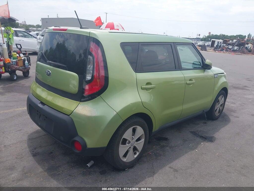 KNDJN2A25F7762046 2015 KIA SOUL photo no. 4