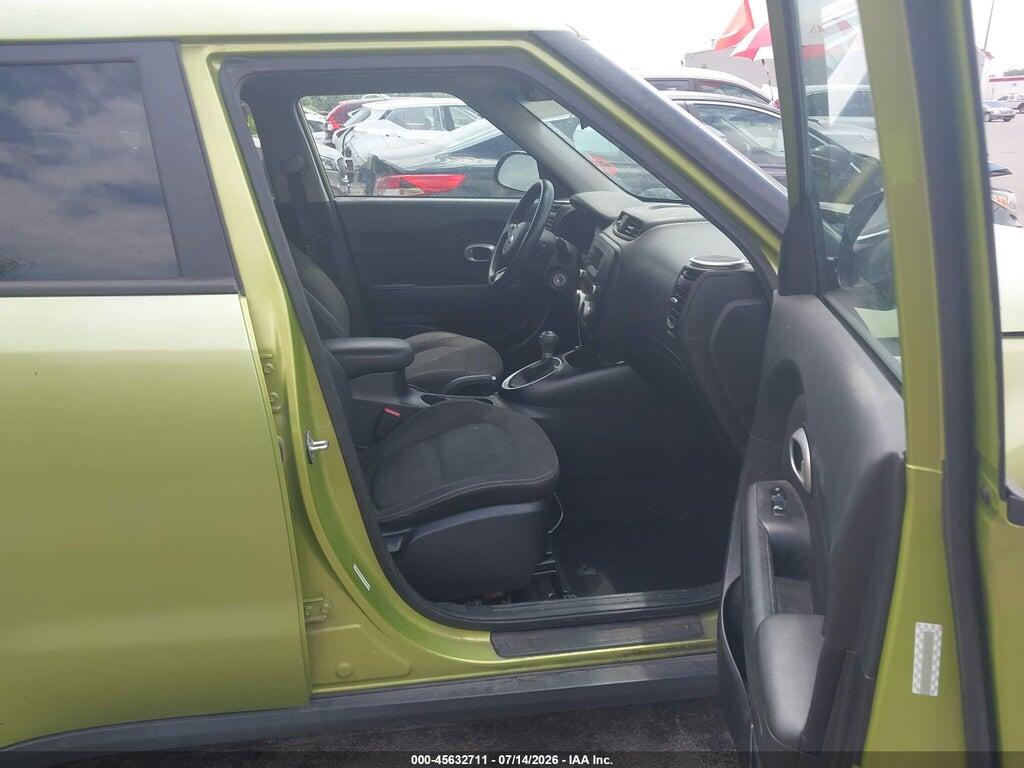 KNDJN2A25F7762046 2015 KIA SOUL photo no. 5
