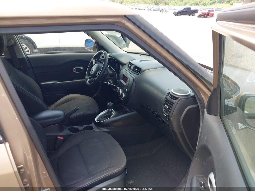 KNDJN2A24F7164241 2015 KIA SOUL photo no. 5