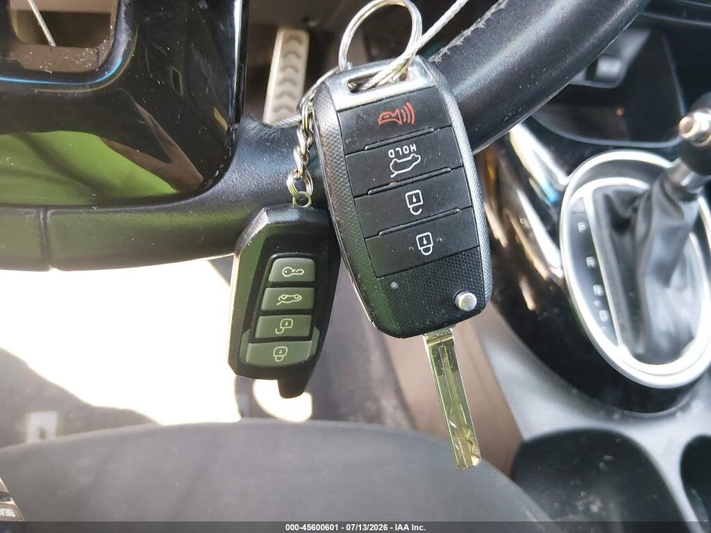 KNDJX3A51F7123124 2015 KIA SOUL photo no. 11