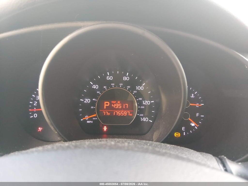 KNDJN2A29F7796099 2015 KIA SOUL photo no. 7