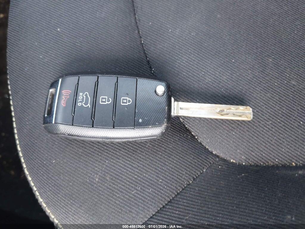 KNDJP3A55F7787359 2015 KIA SOUL photo no. 11