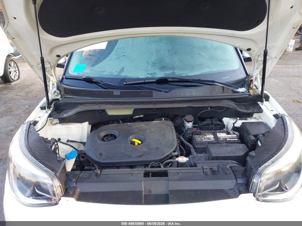 KNDJP3A58F7143063 2015 KIA SOUL photo no. 10