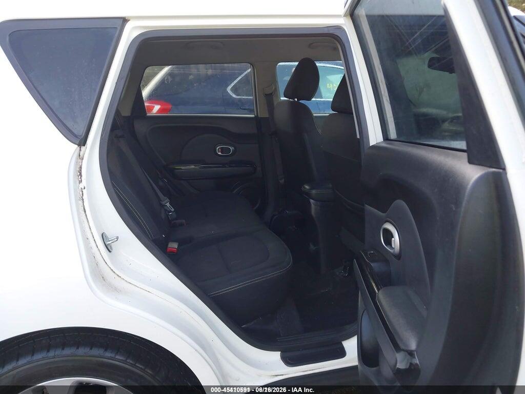 KNDJP3A58F7143063 2015 KIA SOUL photo no. 8