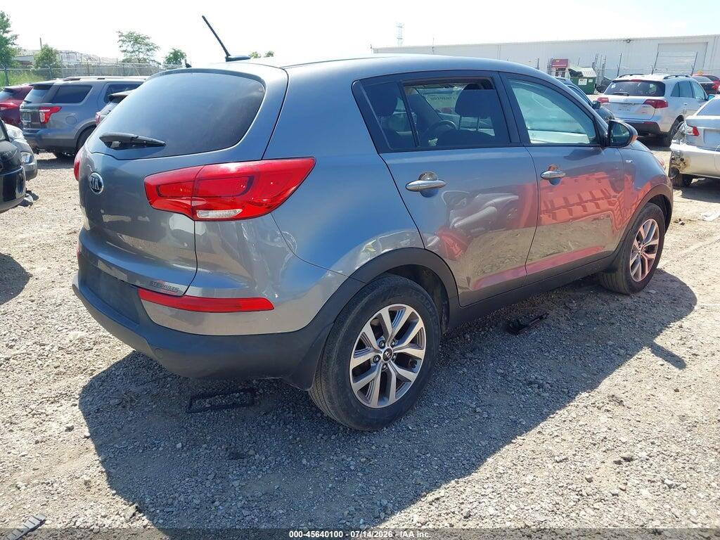 KNDPBCAC2F7792932 2015 KIA SPORTAGE photo no. 4