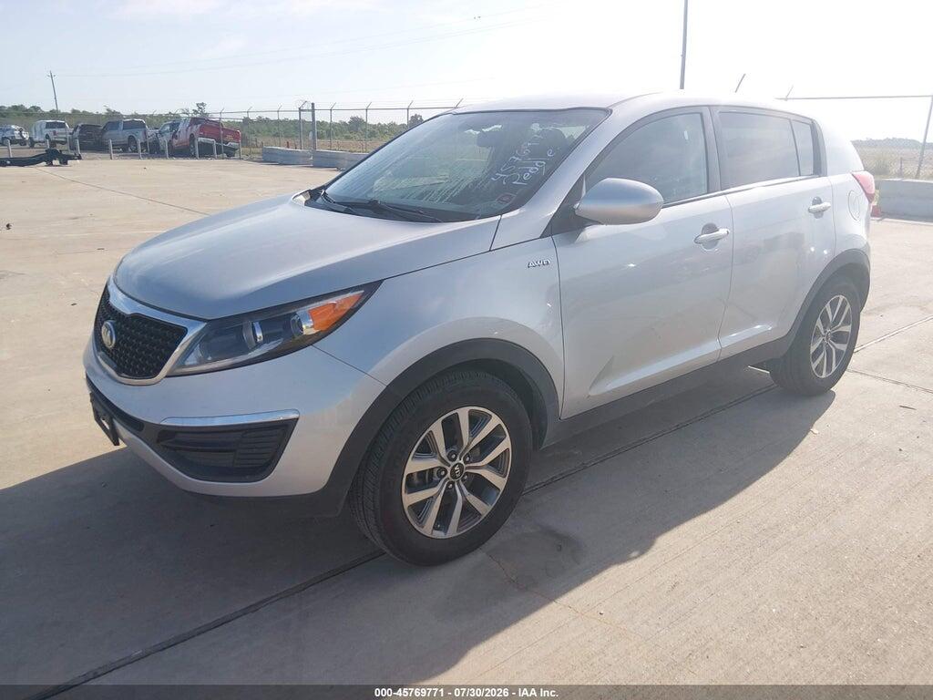 KNDPBCAC1F7780108 2015 KIA SPORTAGE photo no. 2
