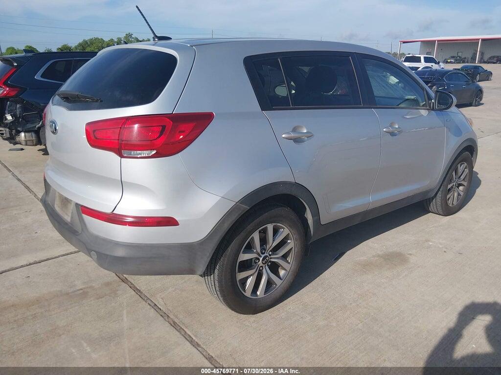 KNDPBCAC1F7780108 2015 KIA SPORTAGE photo no. 4