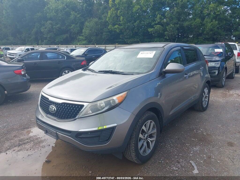 KNDPBCAC4F7758538 2015 KIA SPORTAGE photo no. 2