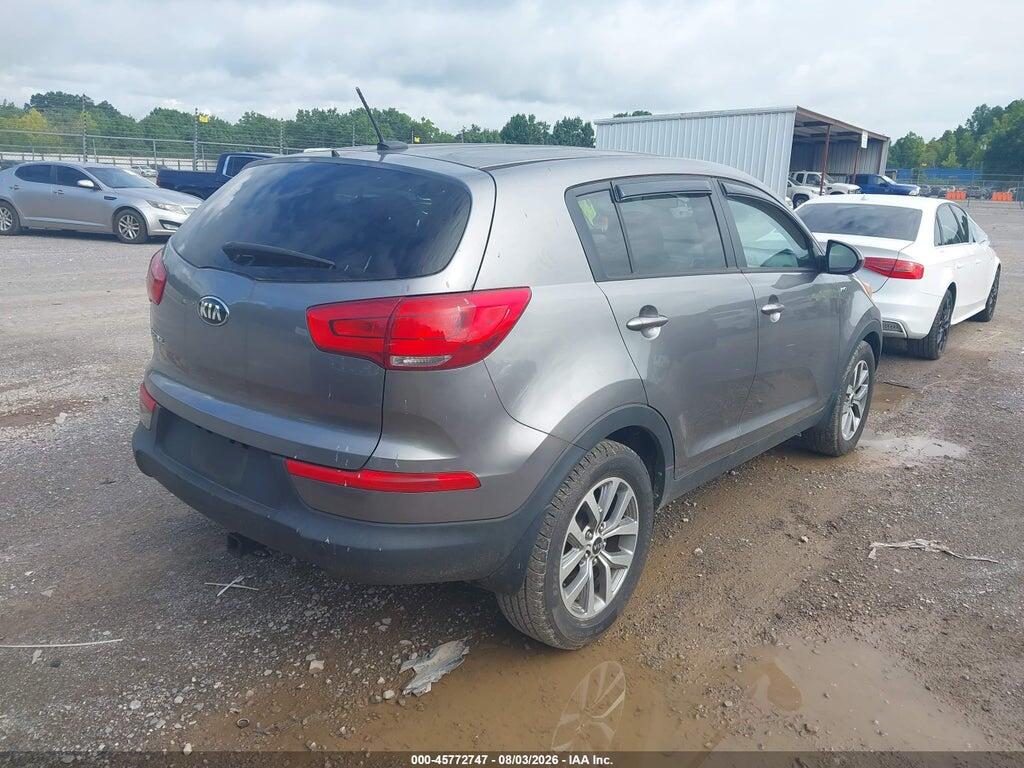 KNDPBCAC4F7758538 2015 KIA SPORTAGE photo no. 4