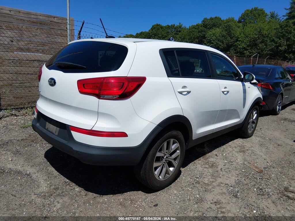 KNDPBCAC8F7772409 2015 KIA SPORTAGE photo no. 4