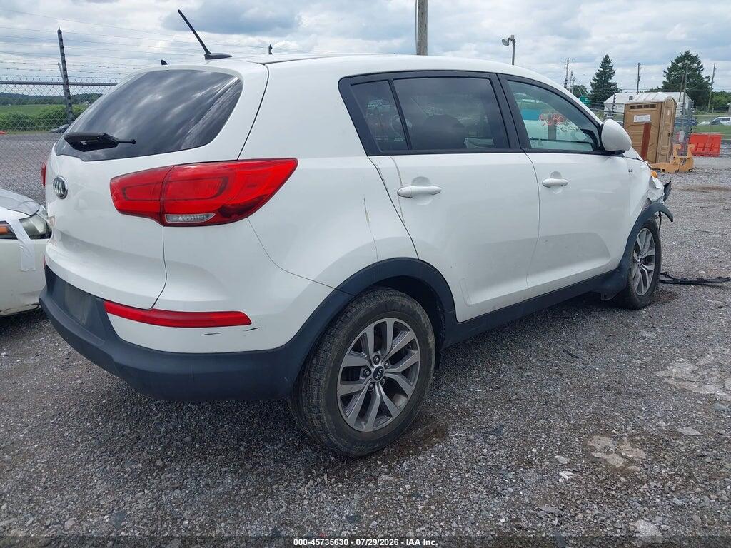 KNDPBCAC9F7766294 2015 KIA SPORTAGE photo no. 4