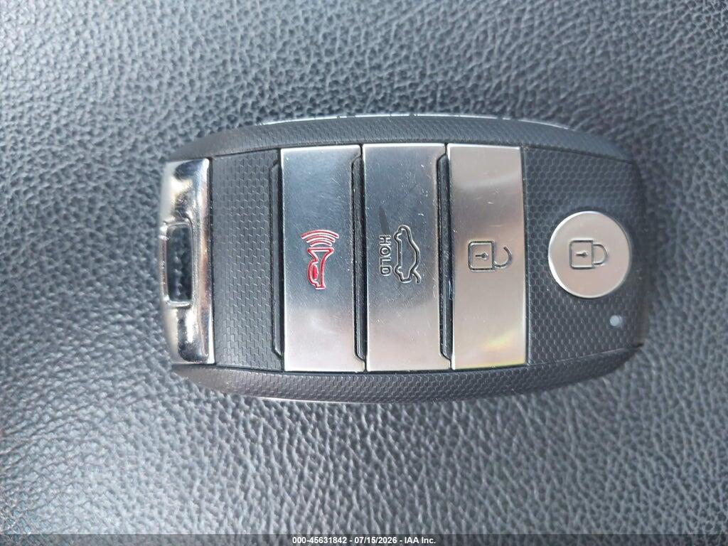 5XXGT4L31LG438029 2020 KIA OPTIMA photo no. 11