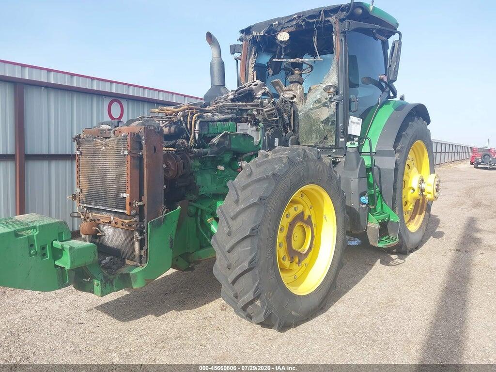 1RW8370RAKD142633 2019 JOHN DEERE TRACTOR photo no. 2