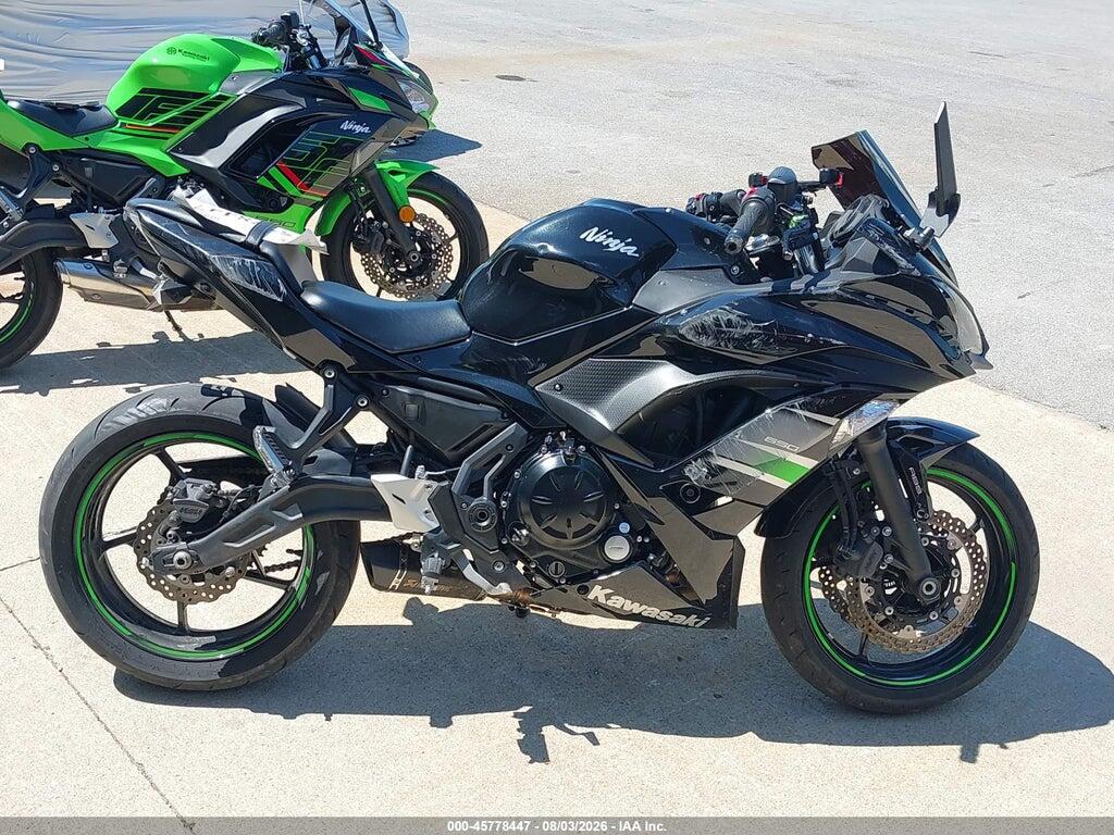 JKAEXEK14KDA30745 2019 KAWASAKI EX650 photo no. 12