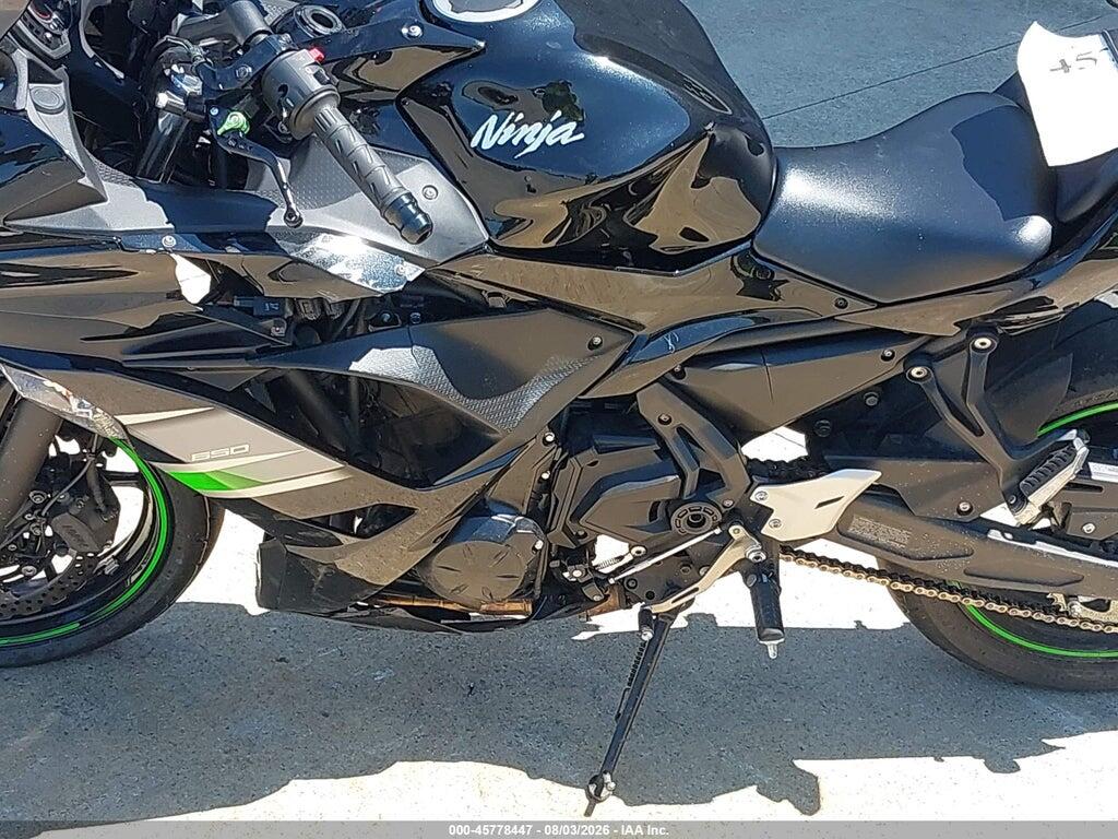 JKAEXEK14KDA30745 2019 KAWASAKI EX650 photo no. 9
