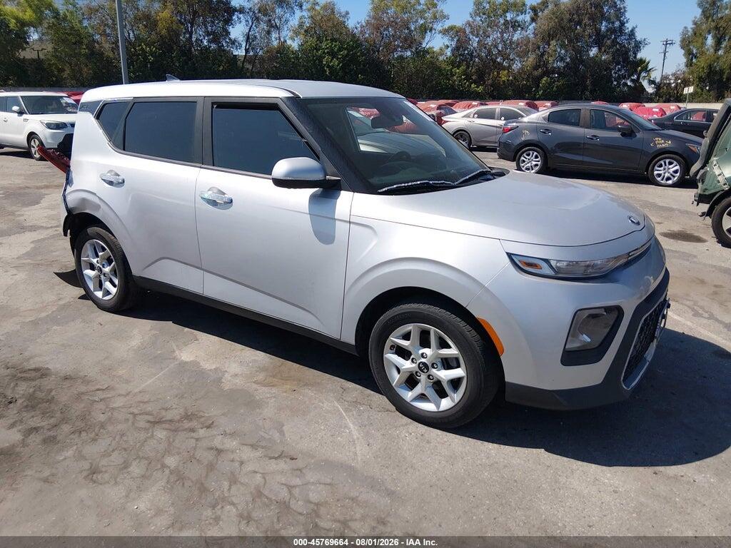 KNDJ23AU2L7028041 2020 KIA SOUL photo no. 1