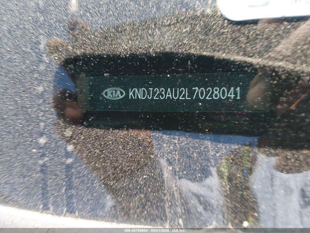 KNDJ23AU2L7028041 2020 KIA SOUL photo no. 9