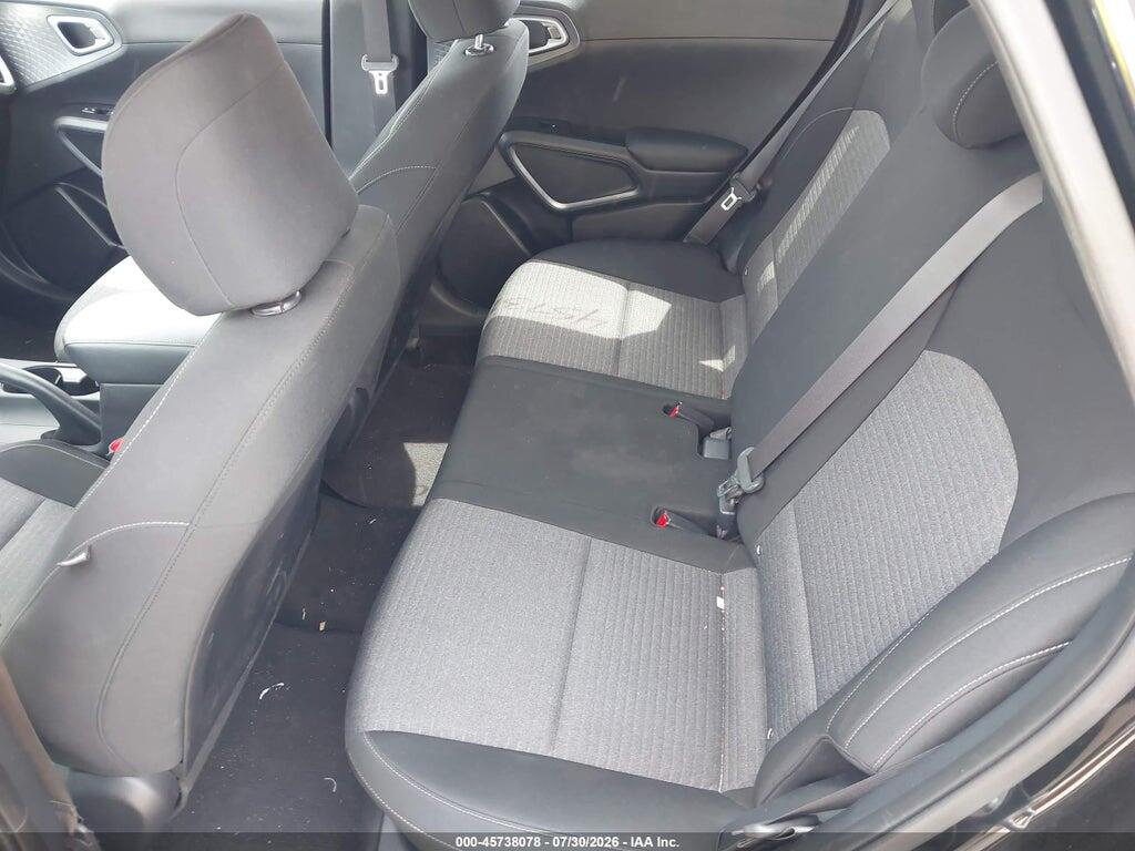 KNDJ63AUXL7016742 2020 KIA SOUL photo no. 8