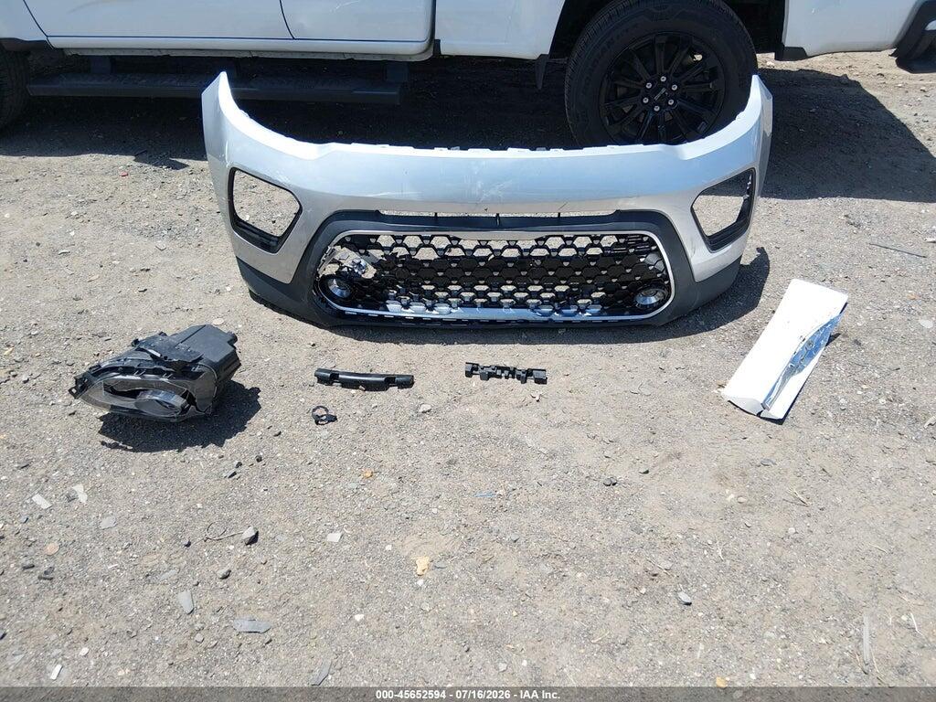 KNDJ33AU0L7102697 2020 KIA SOUL photo no. 12