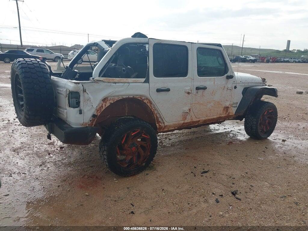 1C4HJXDN0JW331237 2018 JEEP WRANGLER UNLIMITED photo no. 4