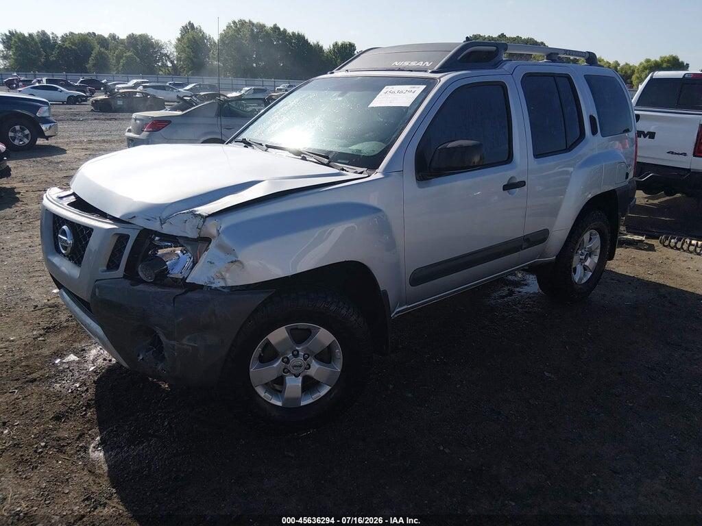 5N1AN0NW8DN813979 2013 NISSAN XTERRA photo no. 2