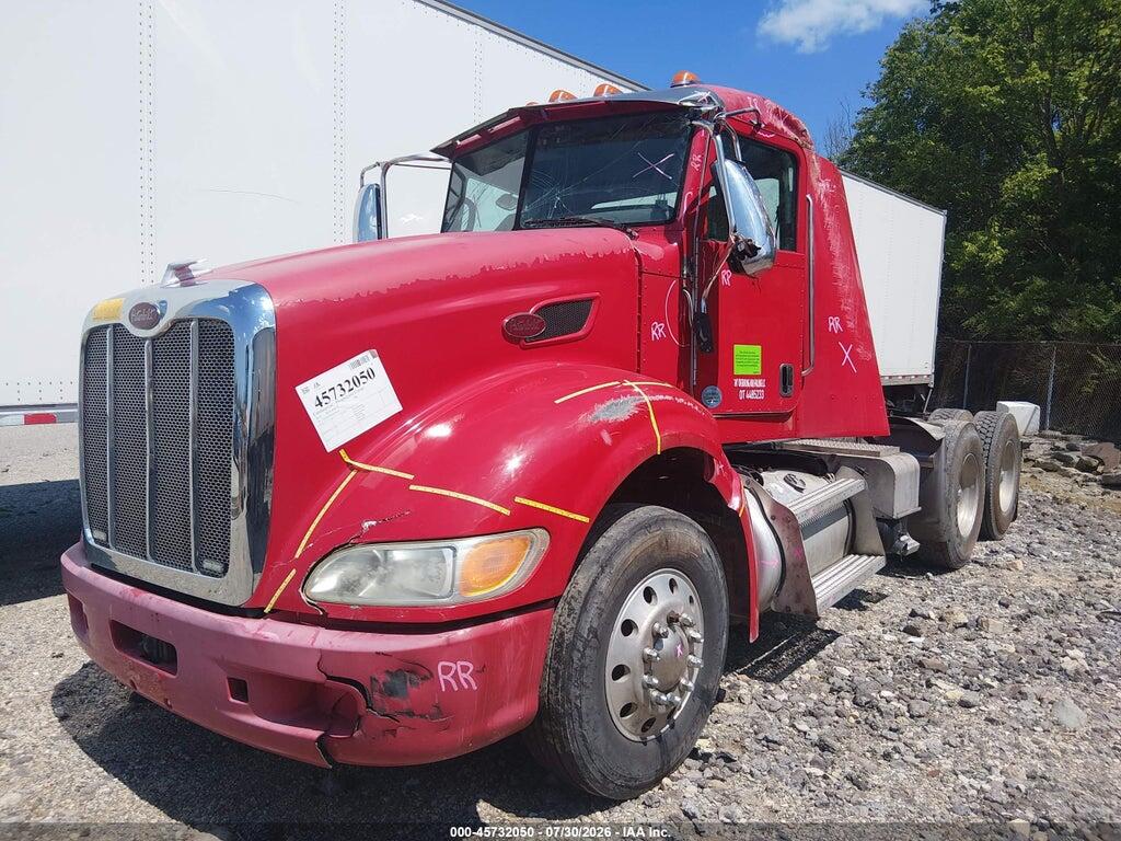 1XPHDP9X3DD204658 2013 PETERBILT 386 photo no. 2