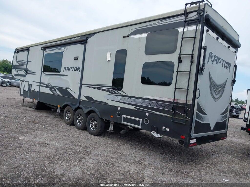 4YDF42535KR800169 2019 KEYSTONE RAPTOR TRAVEL TRAILER photo no. 3