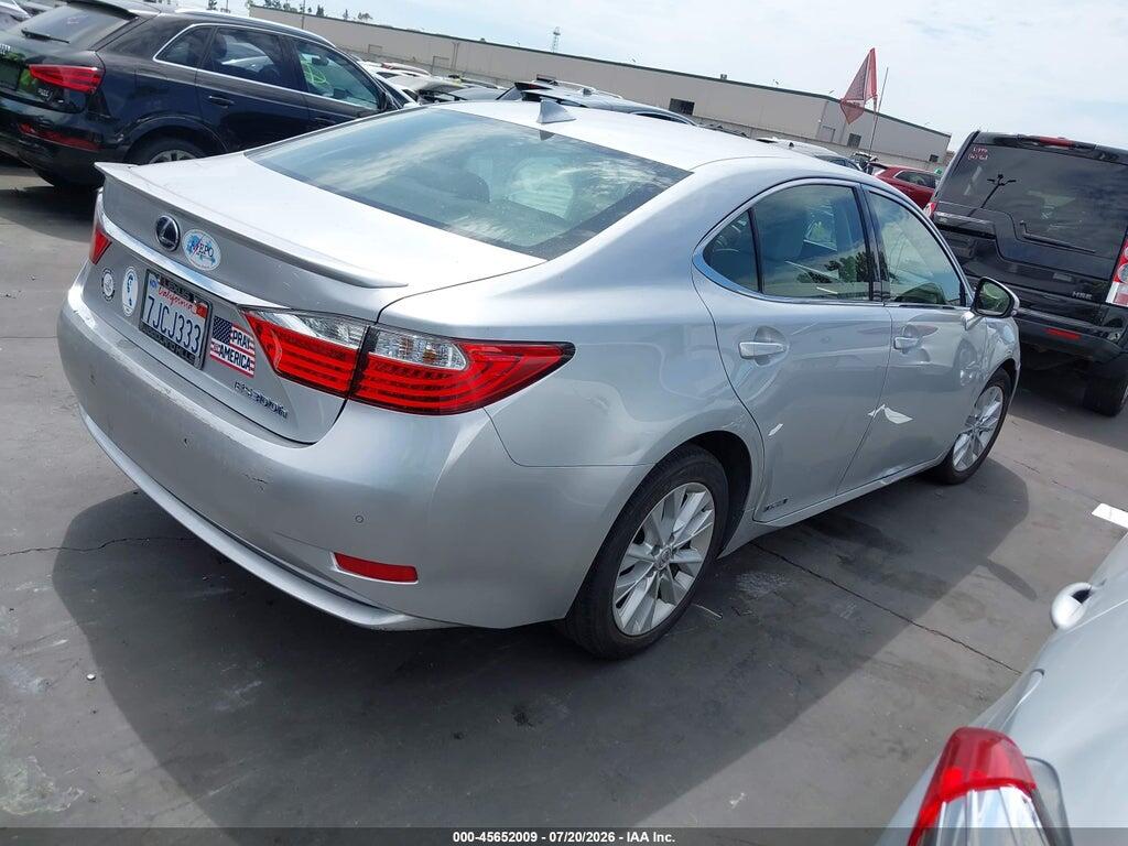 JTHBW1GG0F2083022 2015 LEXUS ES 300H photo no. 4
