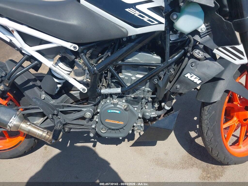 MD2JPC409LC018084 2020 KTM 200 photo no. 8